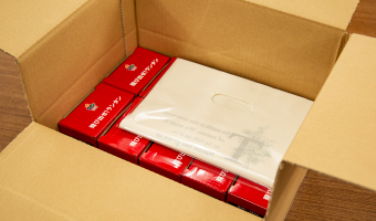 ダンボールに入った現物商品